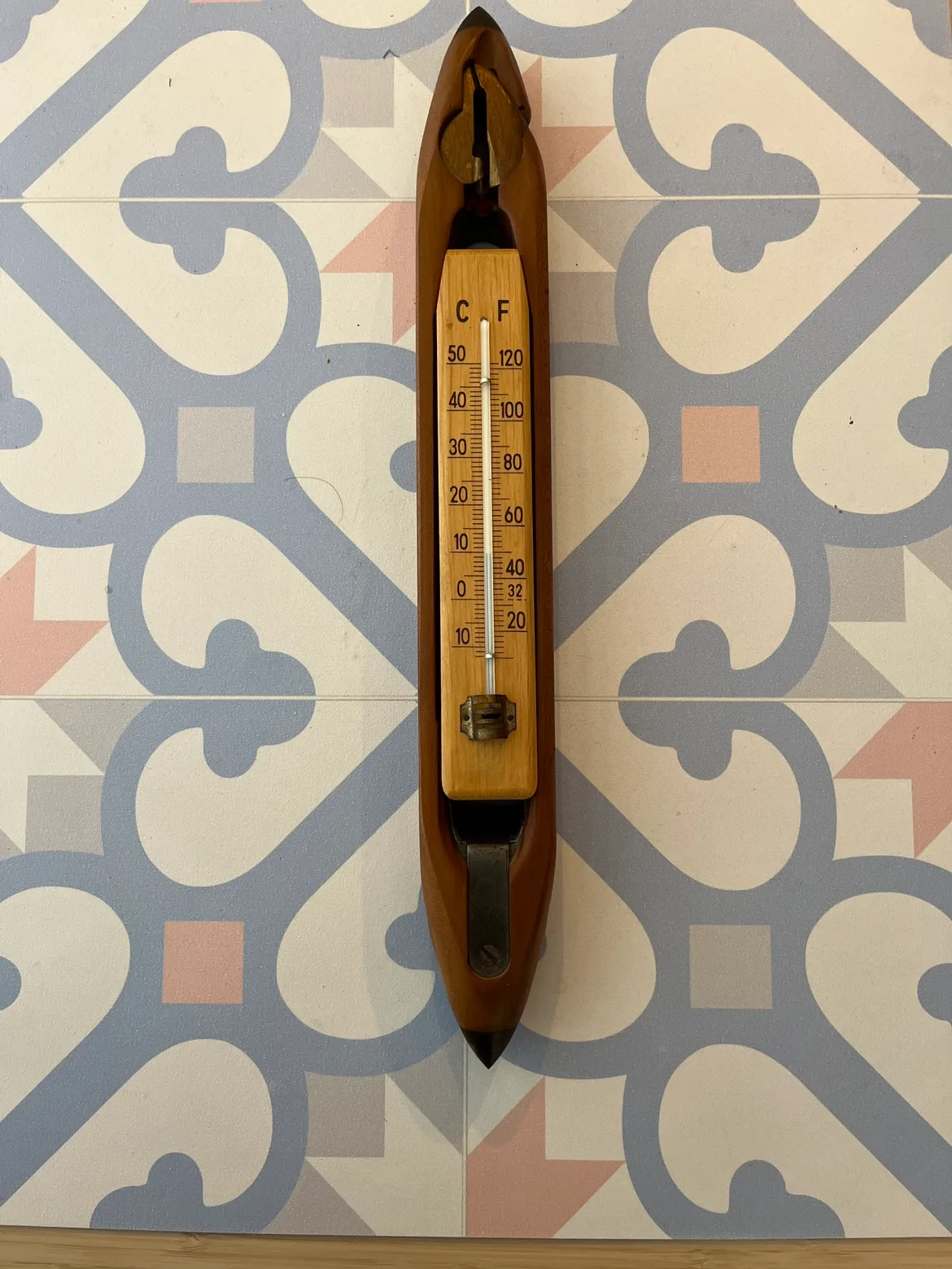 Vintage Fly shuttle with Thermometer image indicator(6)