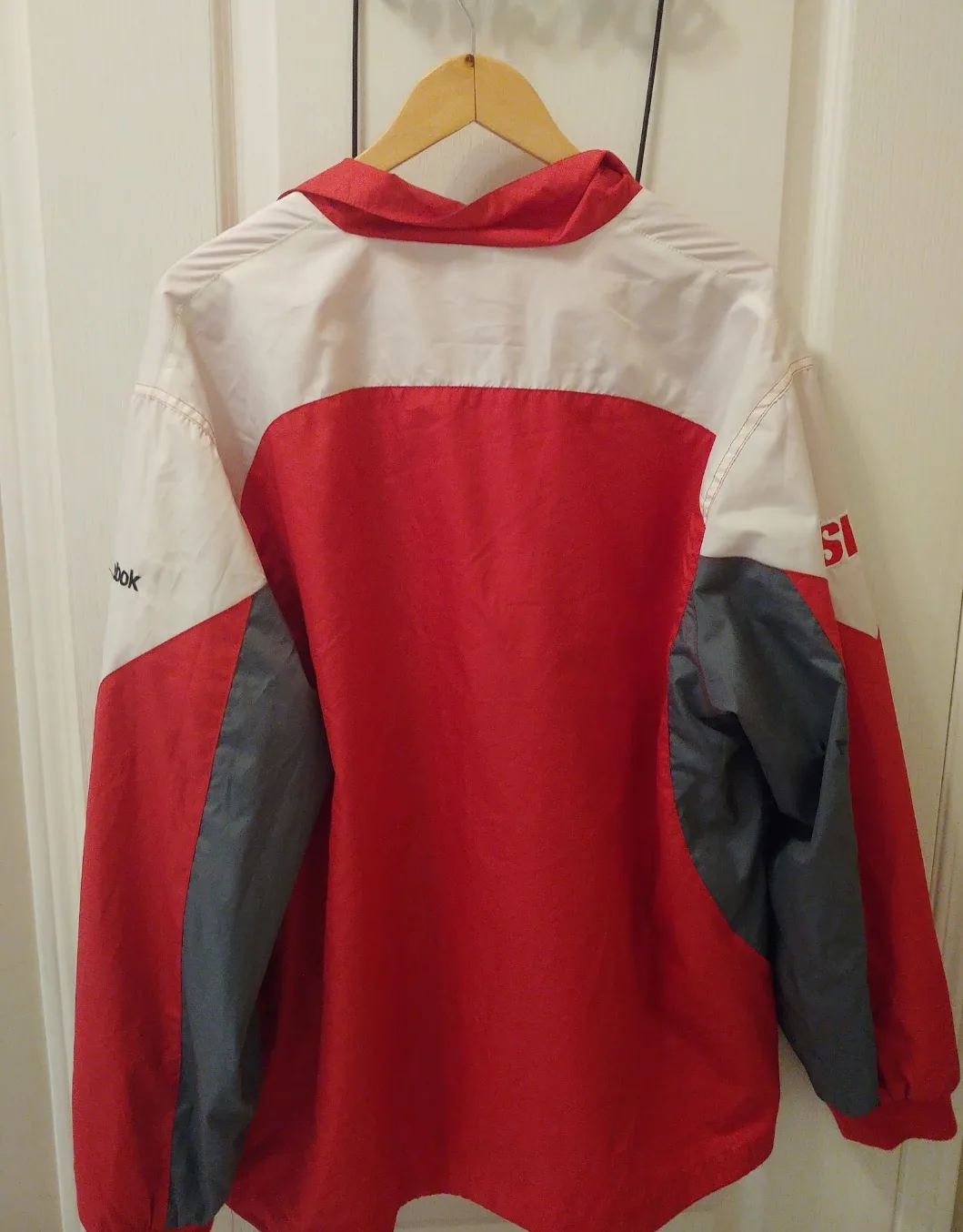 Tampa Bay Buccaneers Reebok Jacket (XL) image indicator(2)