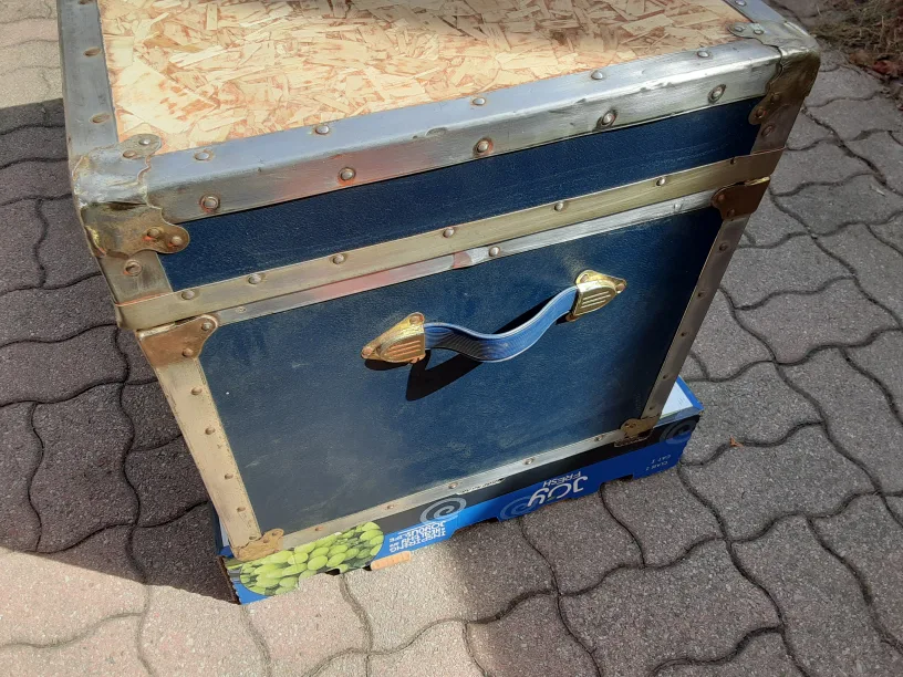 Vintage Storage Trunk image indicator(3)