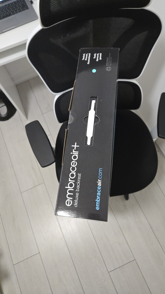 Embraceair+ Deluxe Backrest - Brand New in Box - photo 2