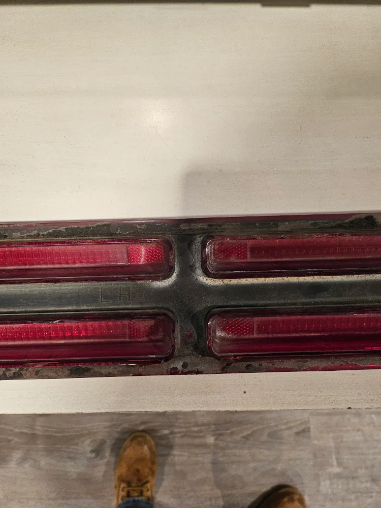 67 GTO REAR TAILIGHT LENSE LH image indicator(2)