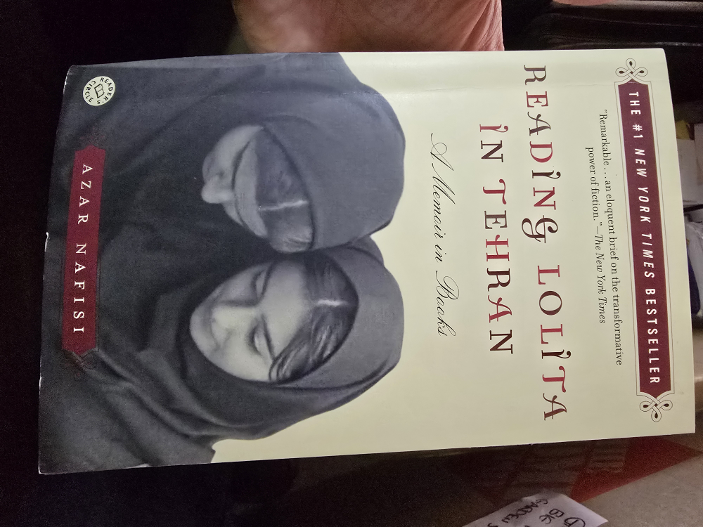 Reading Lolita in Tehran: A Memoir in Books