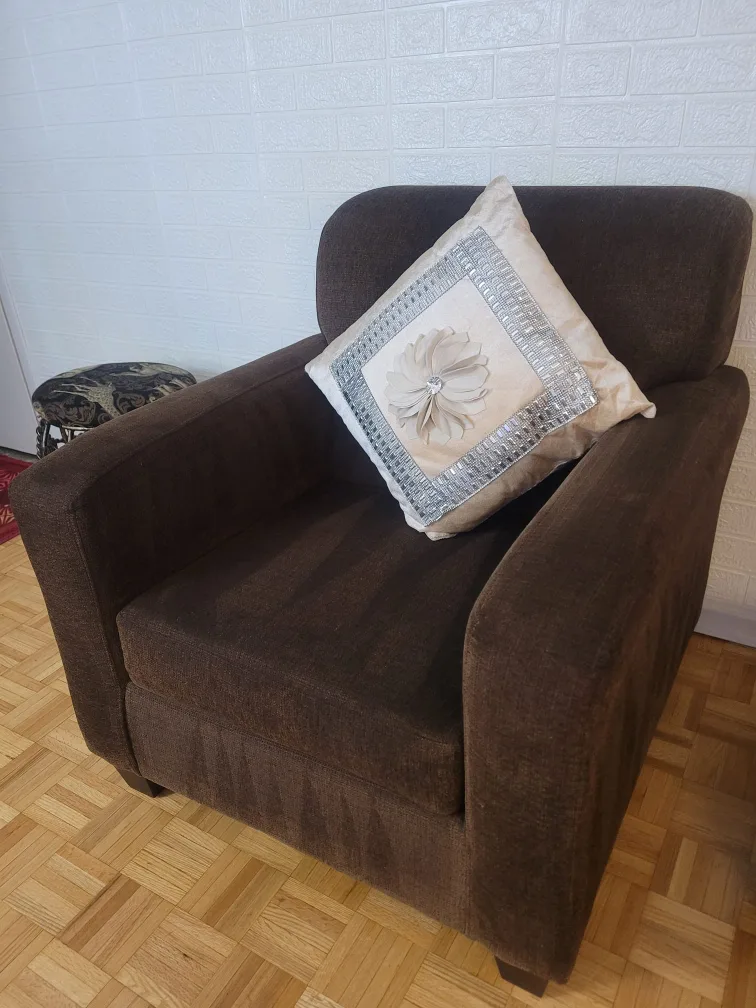 Brown Sofa Set - 3-Piece $650 image indicator(3)