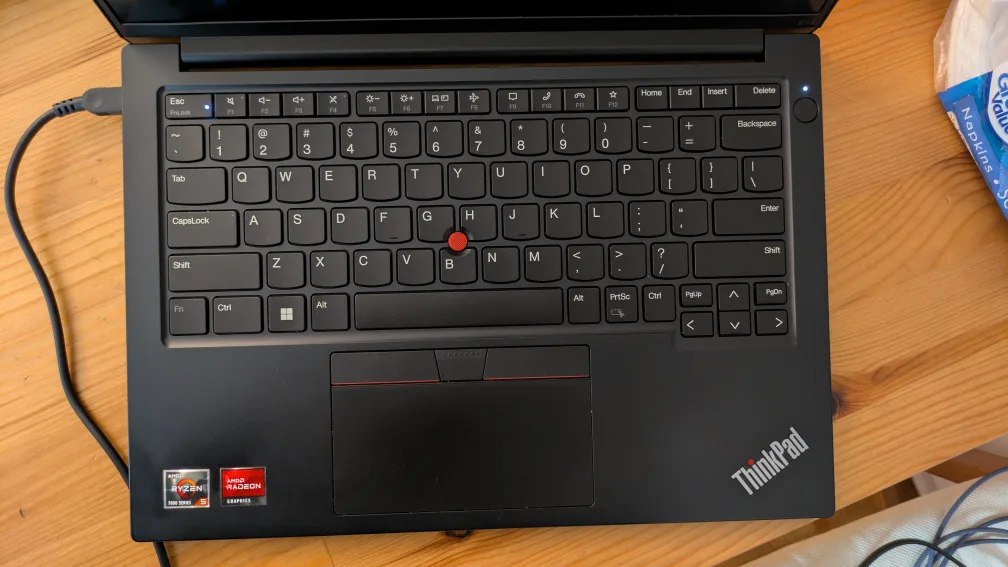 Lenovo ThinkPad Laptop (warranty until 2027 end) image indicator(2)