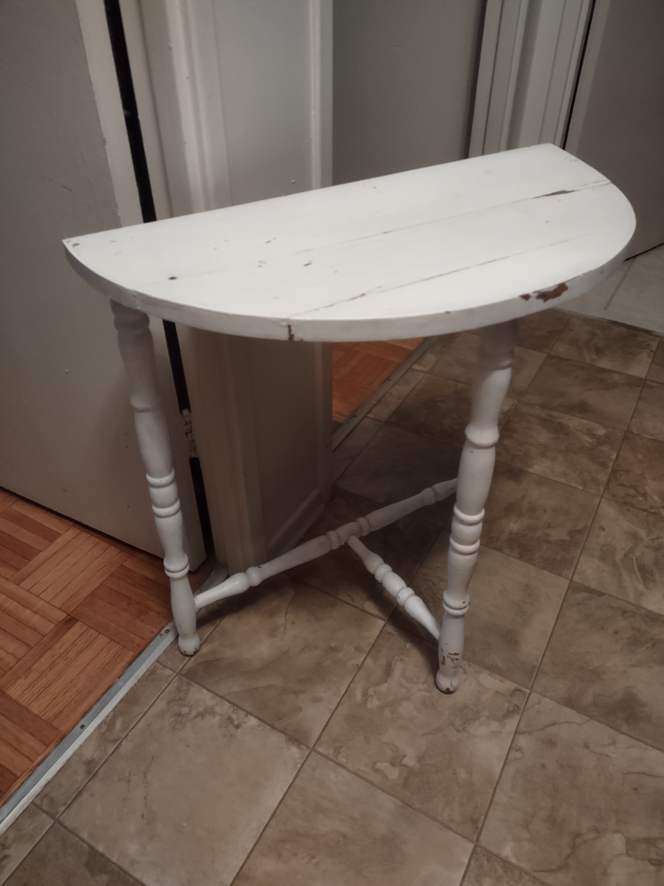White Half-Moon Console Table - photo 2