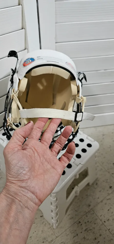 Type 2 Bauer Hockey Helmet with Cage - XS 51-54 cm image indicator(6)