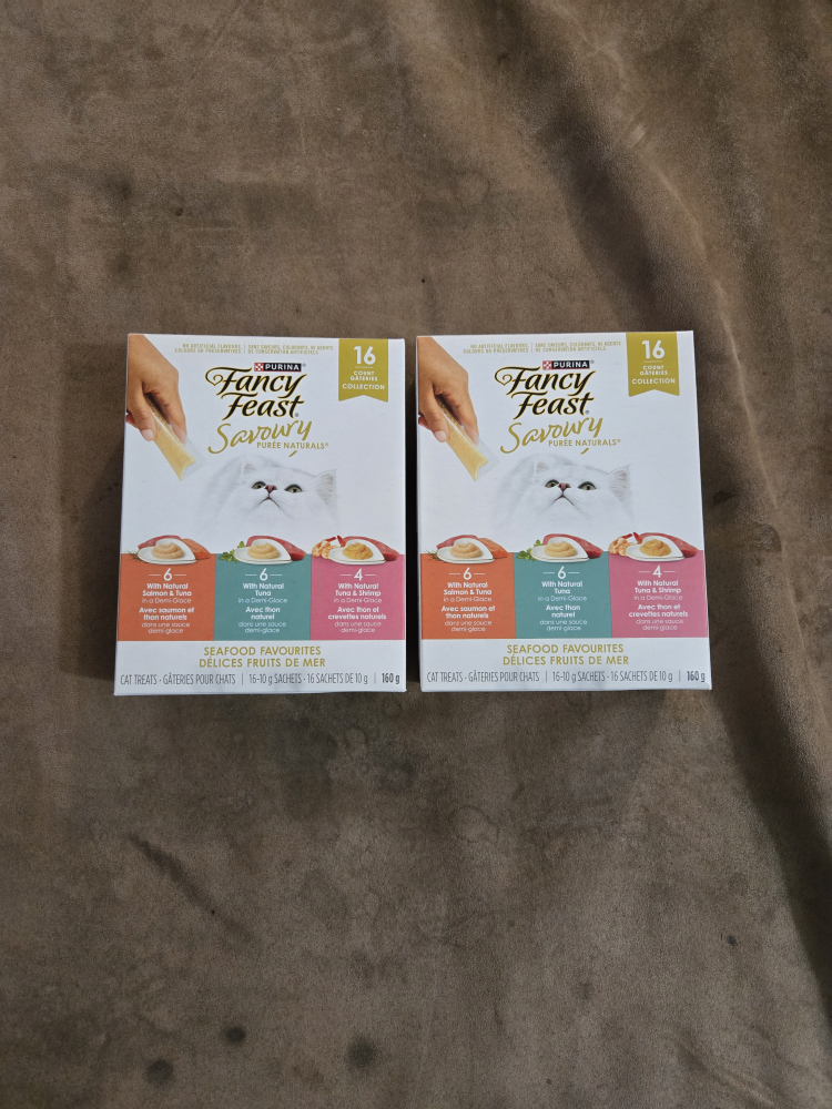 Purina Fancy Feast Savoury Seafood Favourites Cat Treats (2x16)