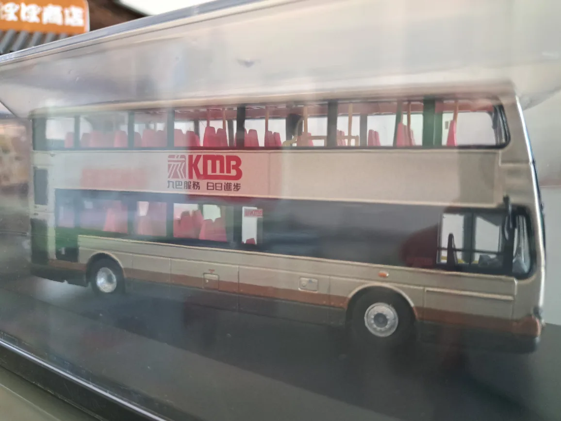 BRAND NEW HONG KONG 1/76 KMB Volvo BUS Model 2500Limited edition image indicator(4)