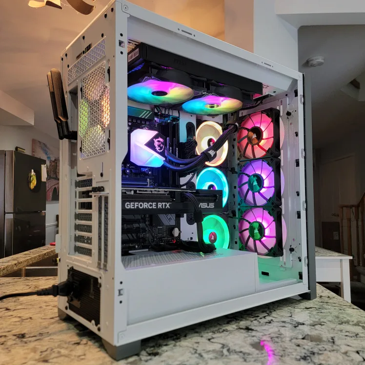 Performance Gaming PC : Ryzen 7 7700X / RTX 5070 / 32GB RAM image indicator(5)