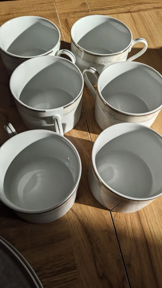 Mikasa Romance 42-Piece Dinnerware Set with Six Mugs image indicator(3)