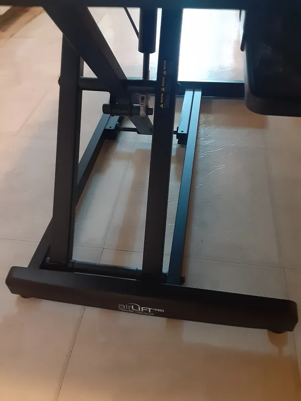 Adjustable Standing Desk Converter *LIKE NEW* image indicator(4)