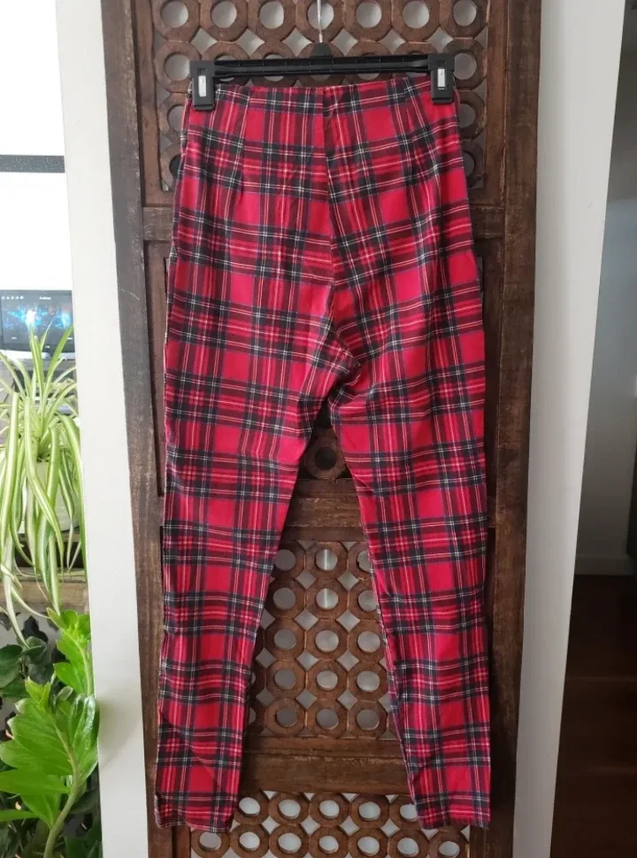 Red Plaid Pants image indicator(4)
