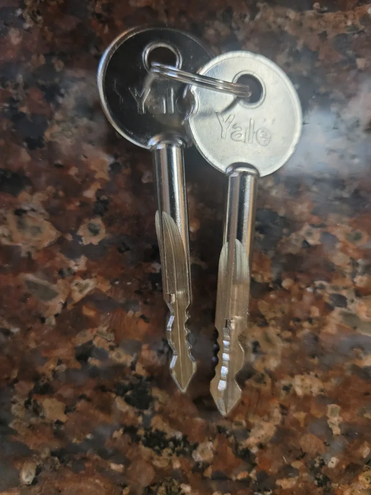 New Yale mortise Door Lock with Keys image indicator(2)