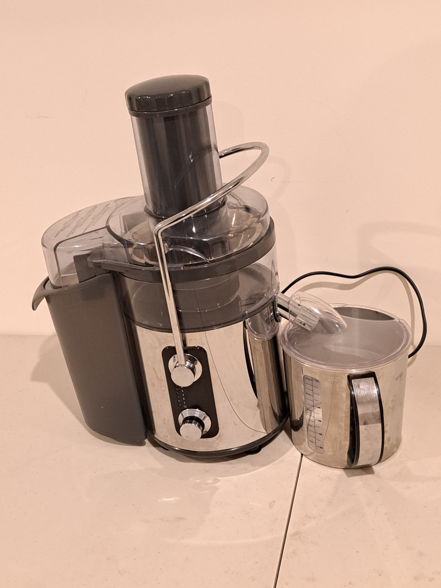 Bella juice extractor