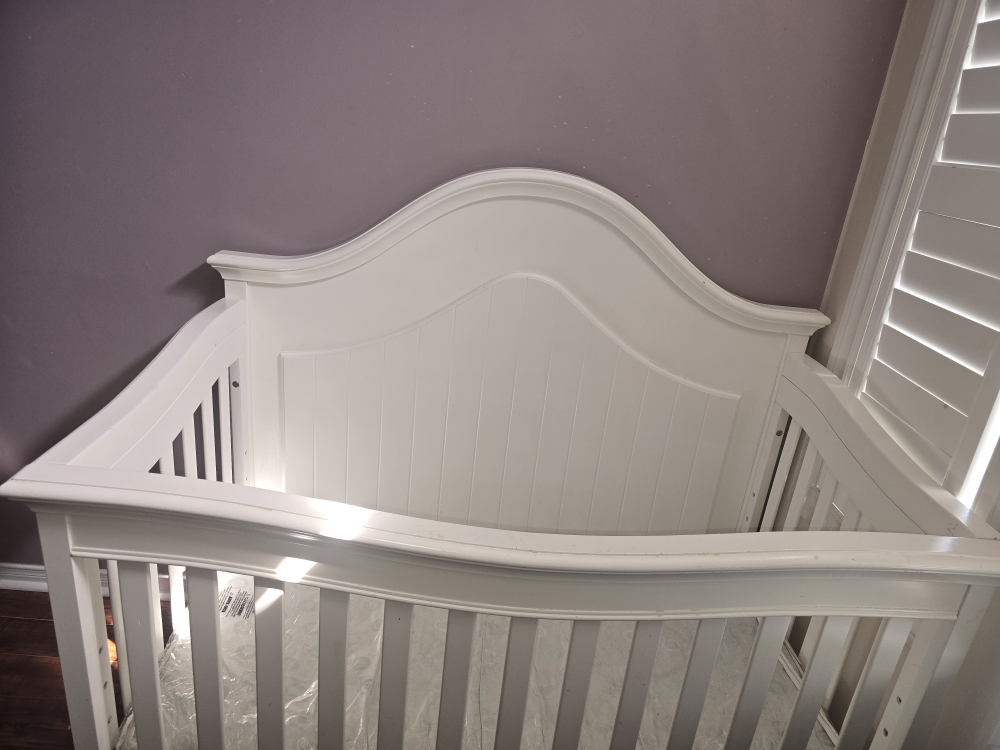 White Baby Crib - photo 2