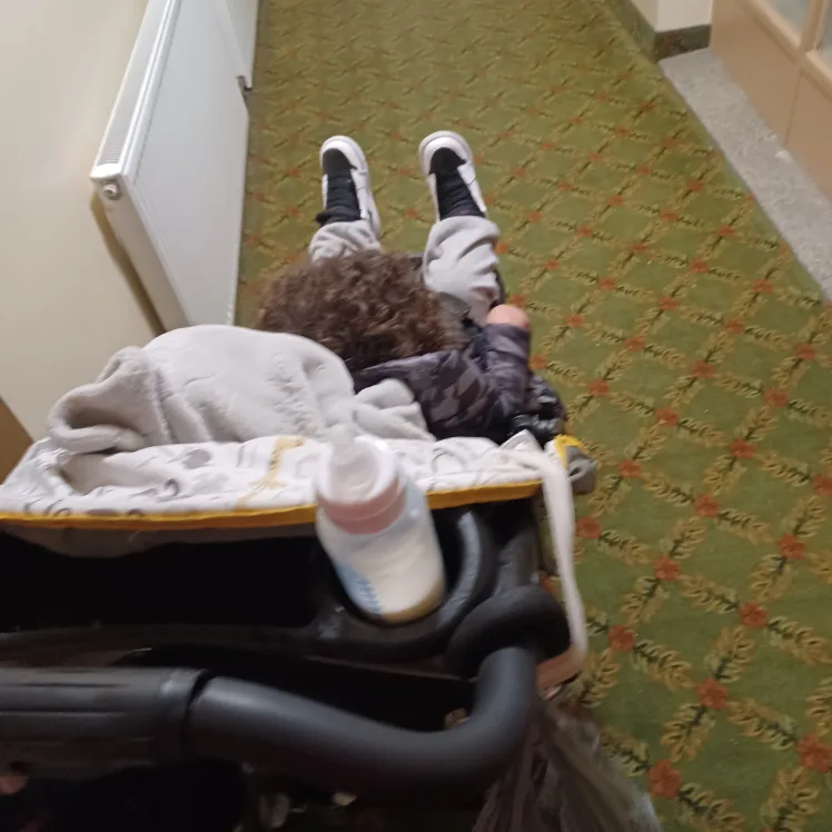 Baby stroller for sale image indicator(2)