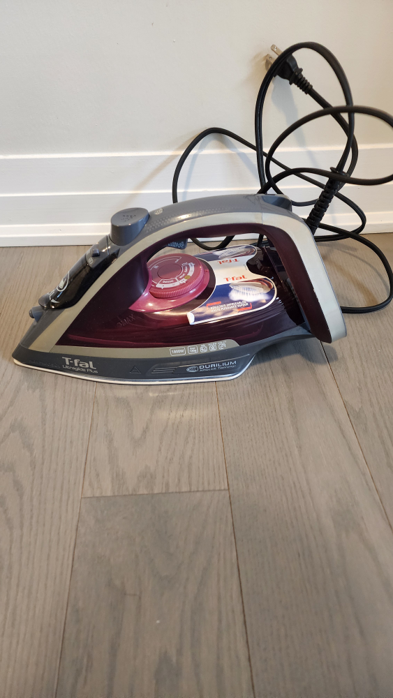 Tfal Ultraglide Plus Steam Iron