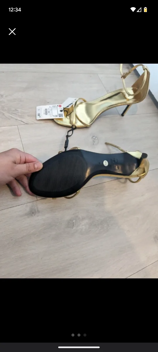 Gold Stiletto Sandals image indicator(3)