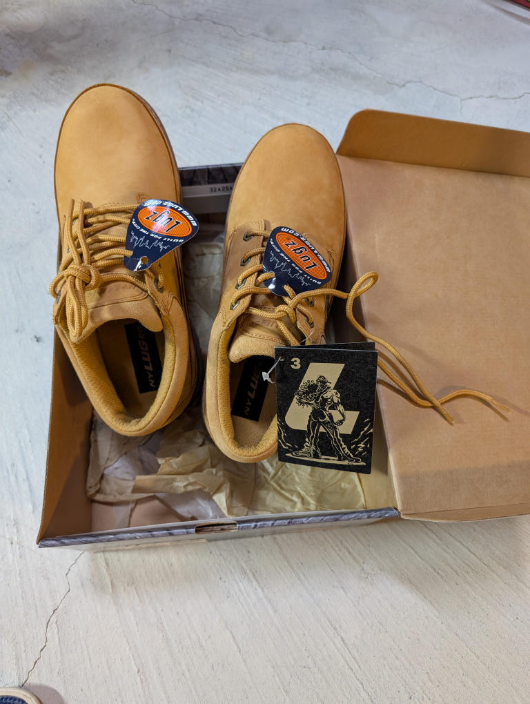 Lugz Men's Tan Boots Size 9 - photo 5
