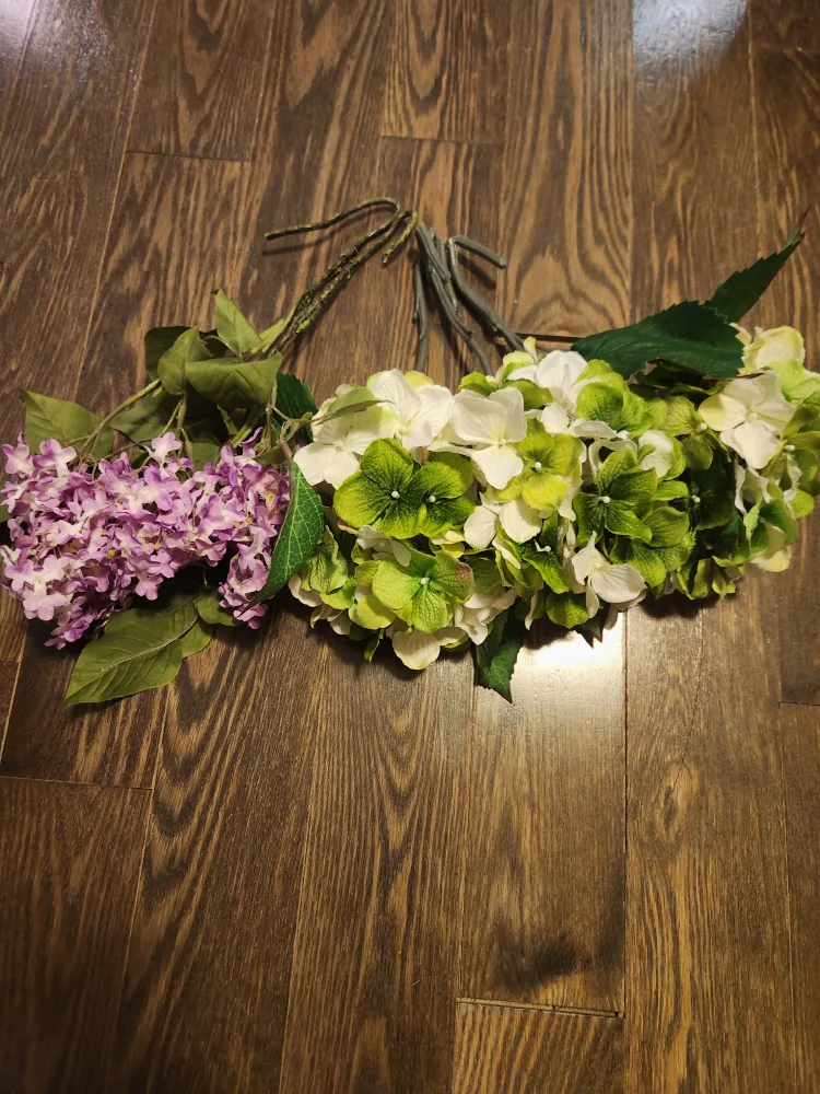 Artificial Hydrangea and Lilac Flower Bouquets image indicator(3)