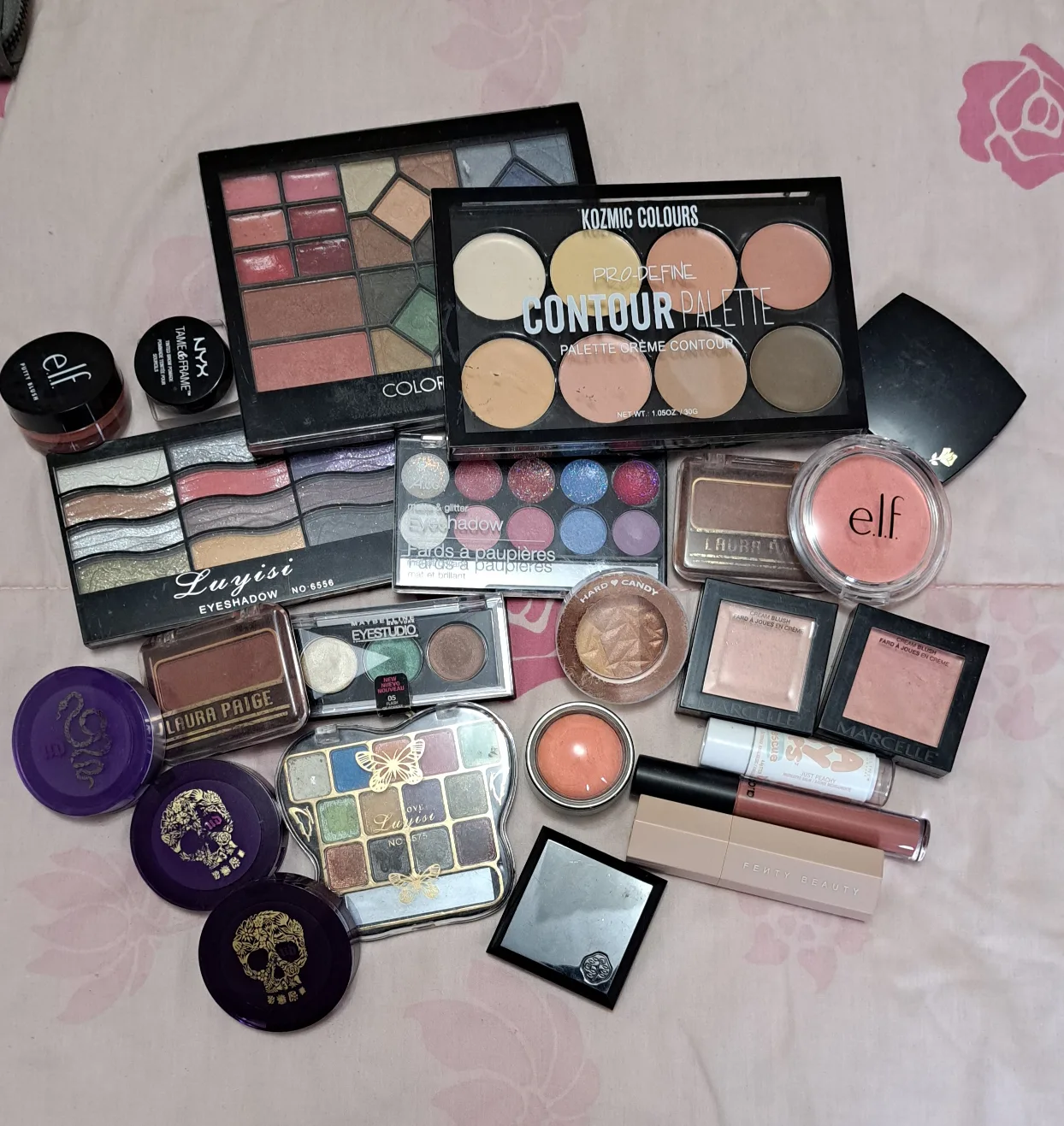 Old Makeup Bundle for ART thumbnail