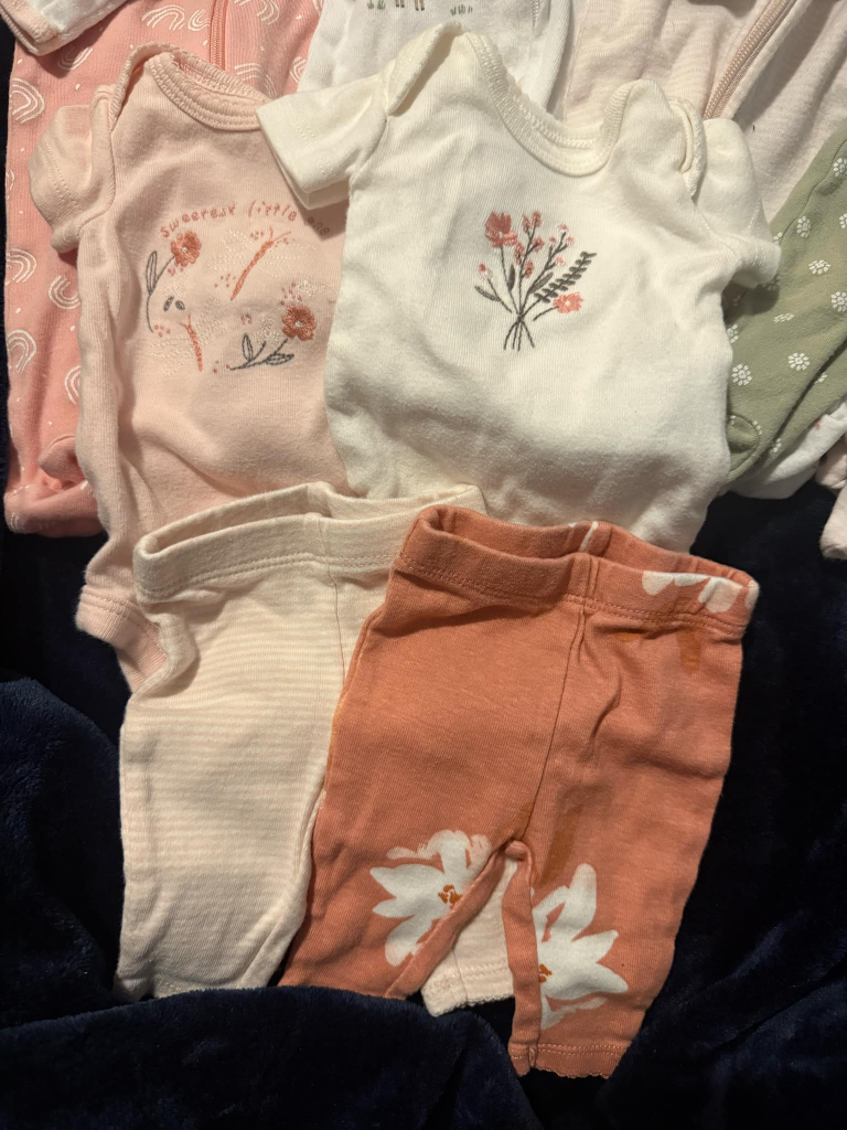 Baby Girl Clothes Bundle - Sleepers, Bodysuits & Leggings - photo 5