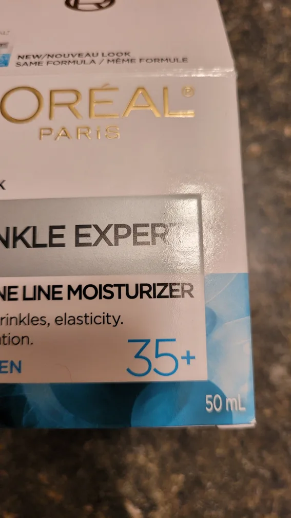 L'Oréal Paris Wrinkle Expert Anti-Fine Line Moisturizer 35+ image indicator(2)