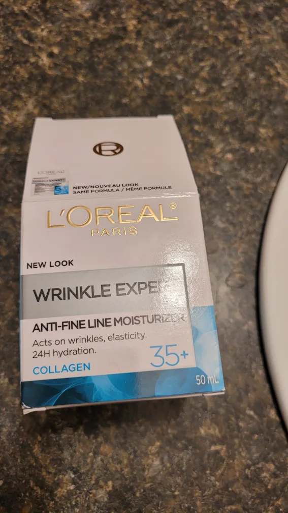 L'Oréal Paris Wrinkle Expert Anti-Fine Line Moisturizer 35+ image indicator(3)
