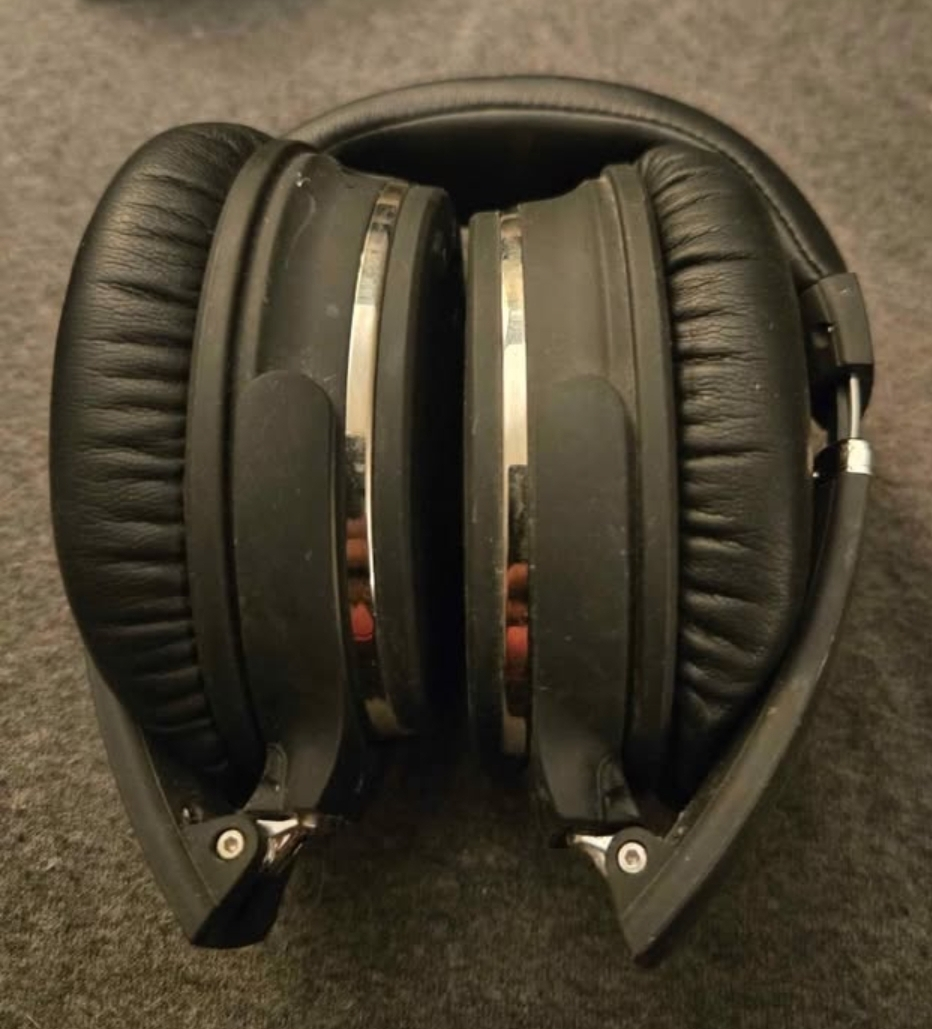 Beats Solo HD Wireless Headphones