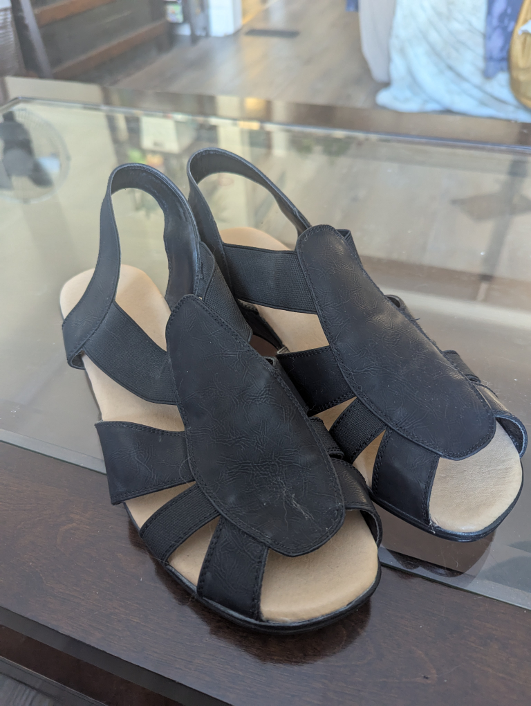 Women's Classic Edit Black Sandals Size 10