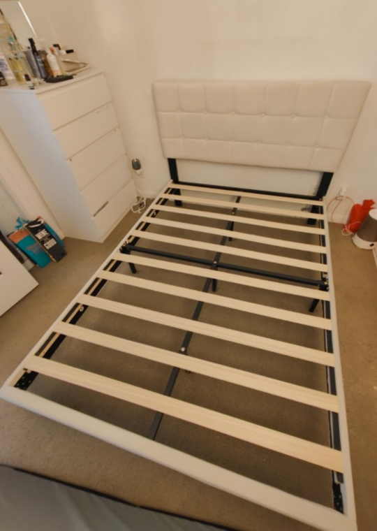DOUBLE/FULL SIZE BED FRAME