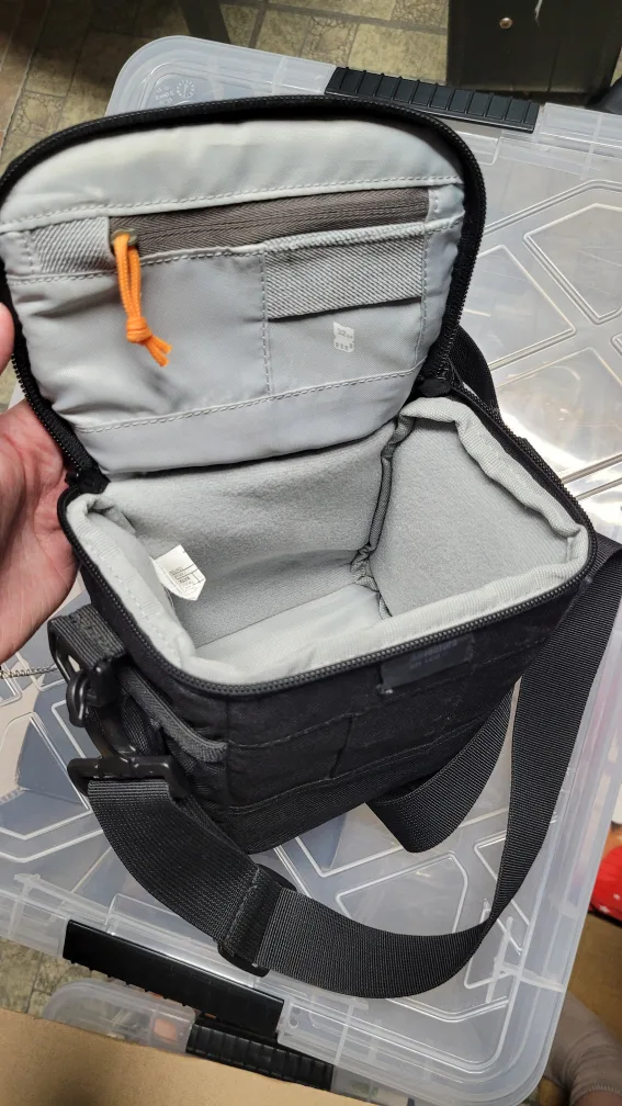 Lowepro Camera Case image indicator(2)