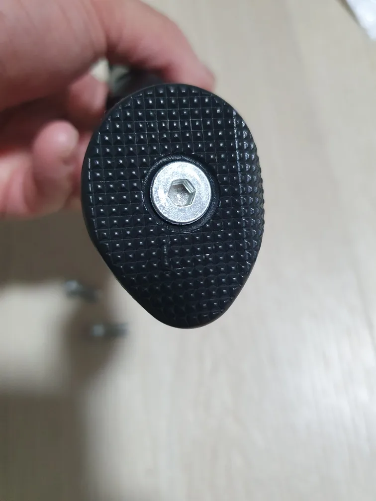 Adjustable Motorcycle Side Stand Support image indicator(4)