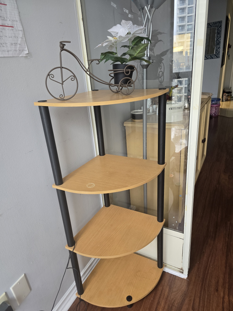 Corner shelving unit, 3-tier