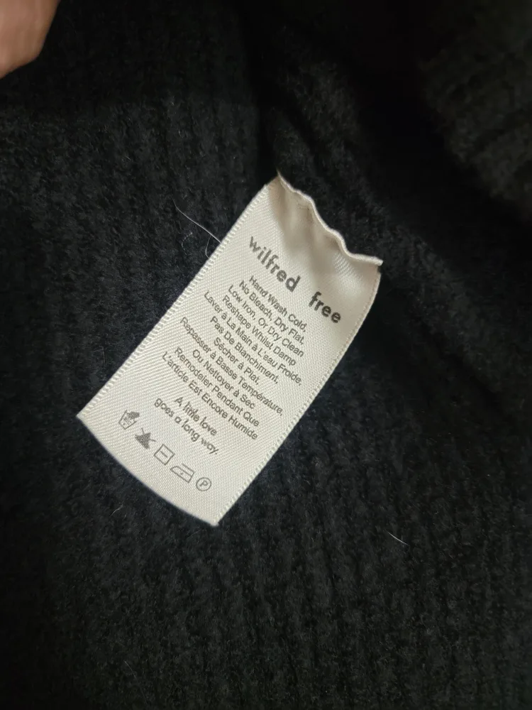 Wilfred Free Black Turtleneck Merino Wool Sweater image indicator(5)