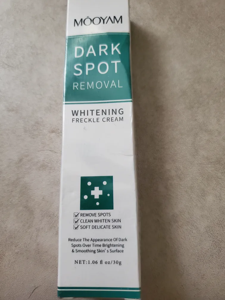 Dark Spot Removal Whitening Freckle Cream thumbnail