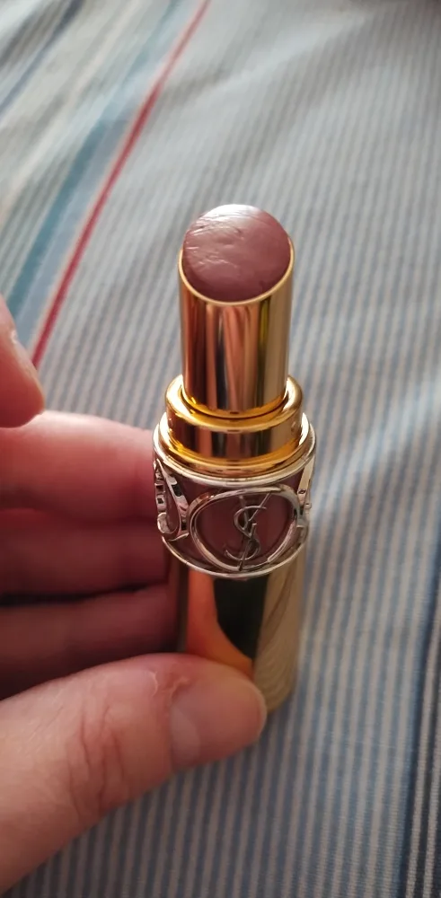 Yves Saint Laurent Rouge Volupté Shine Lipstick # 61 image indicator(3)