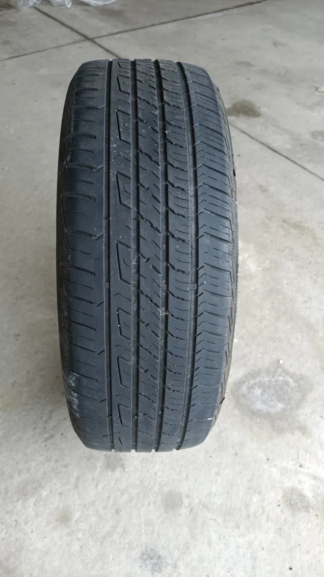 🥕 Used Cooper CS5 Grand Touring All-Season Tires - Set of 4 image indicator(8)