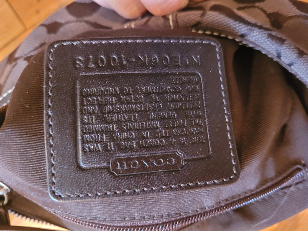Coach Signature C Brown Shoulder Bag - photo 4