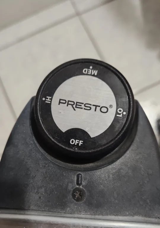Presto HeatDisk Electric Heater image indicator(2)