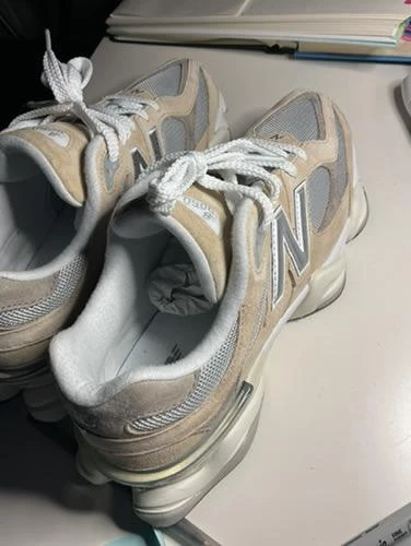 New Balance 9060 incense Raincloud(Size 9)