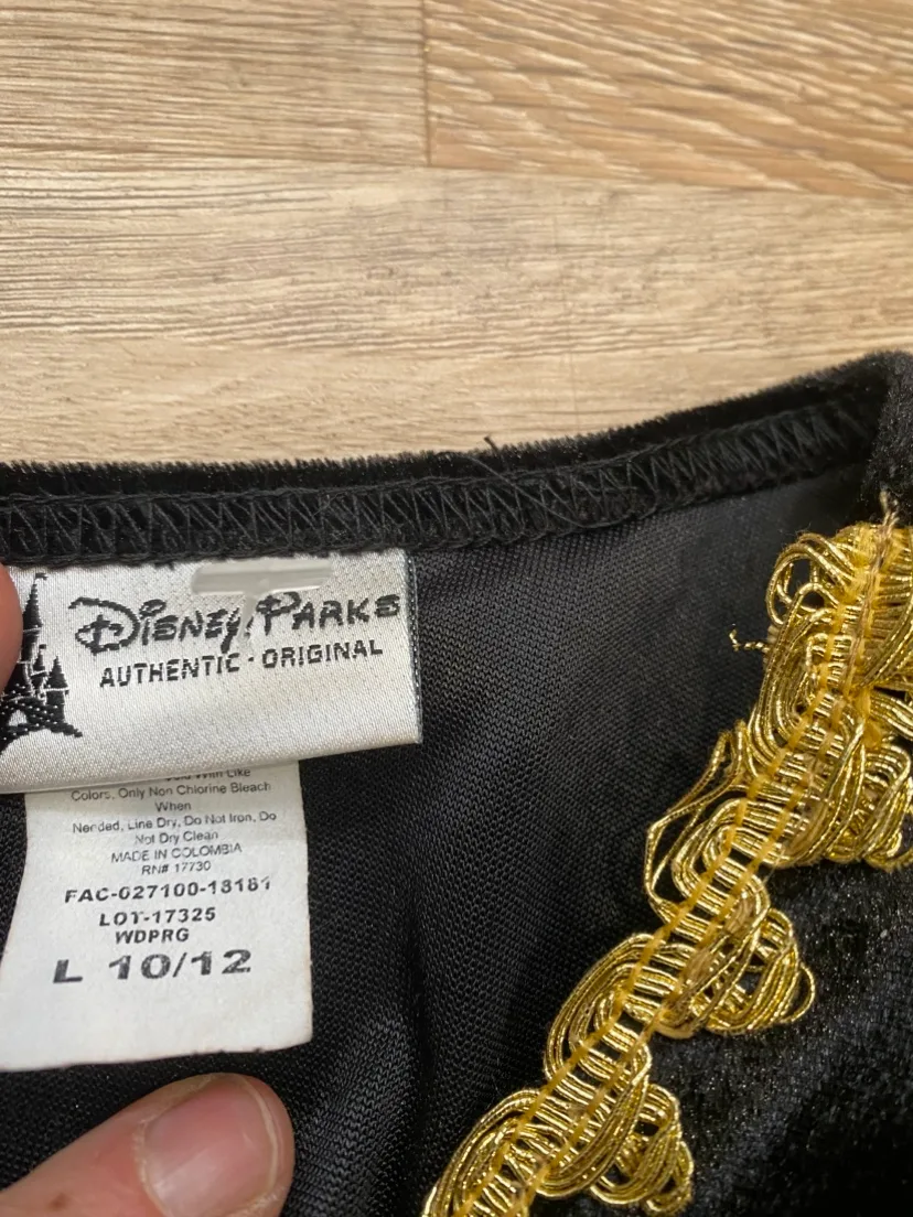 Pirate league Costume Girl's Size 10/12 image indicator(2)