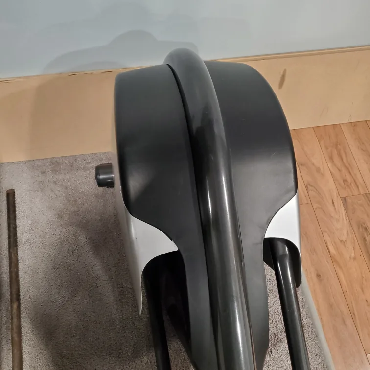 Smooth Fitness Elliptical Machine image indicator(9)