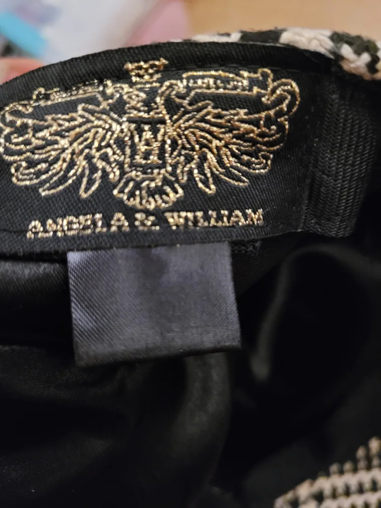 Angela R. William Newsboy Cap image indicator(2)