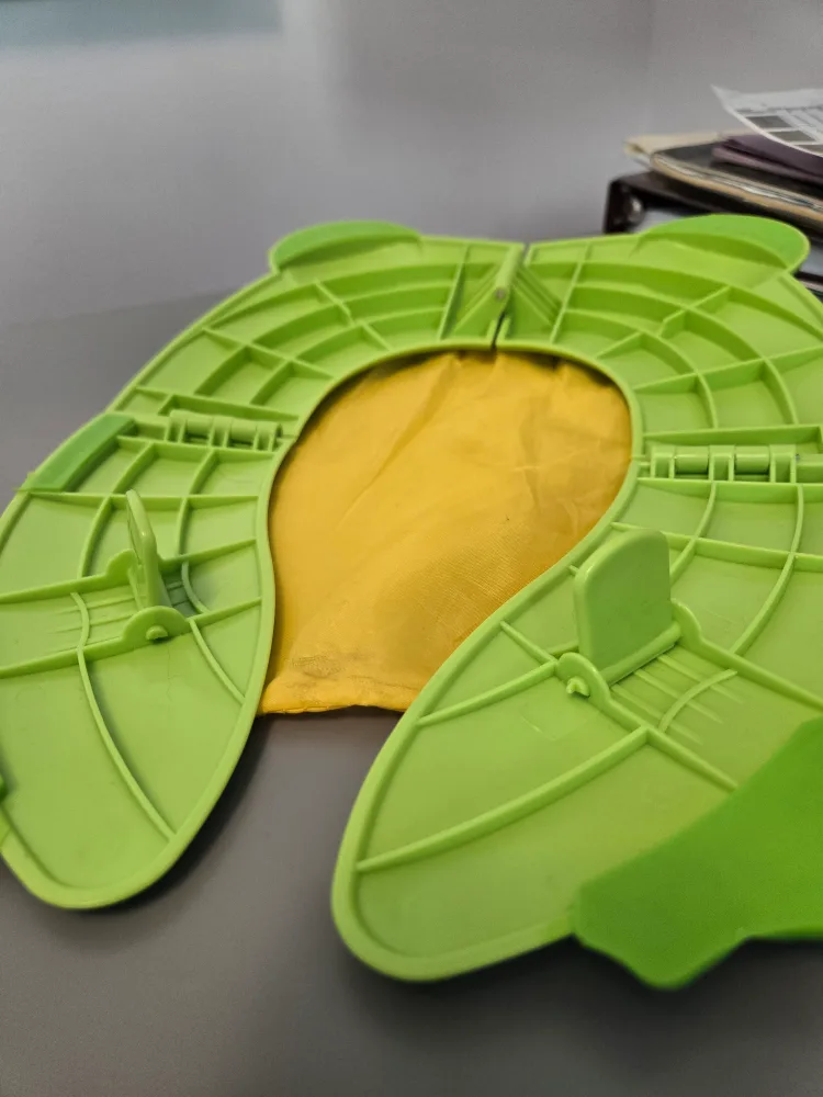 Portable Foldable Froggy Potty Seat for Toddlers image indicator(3)