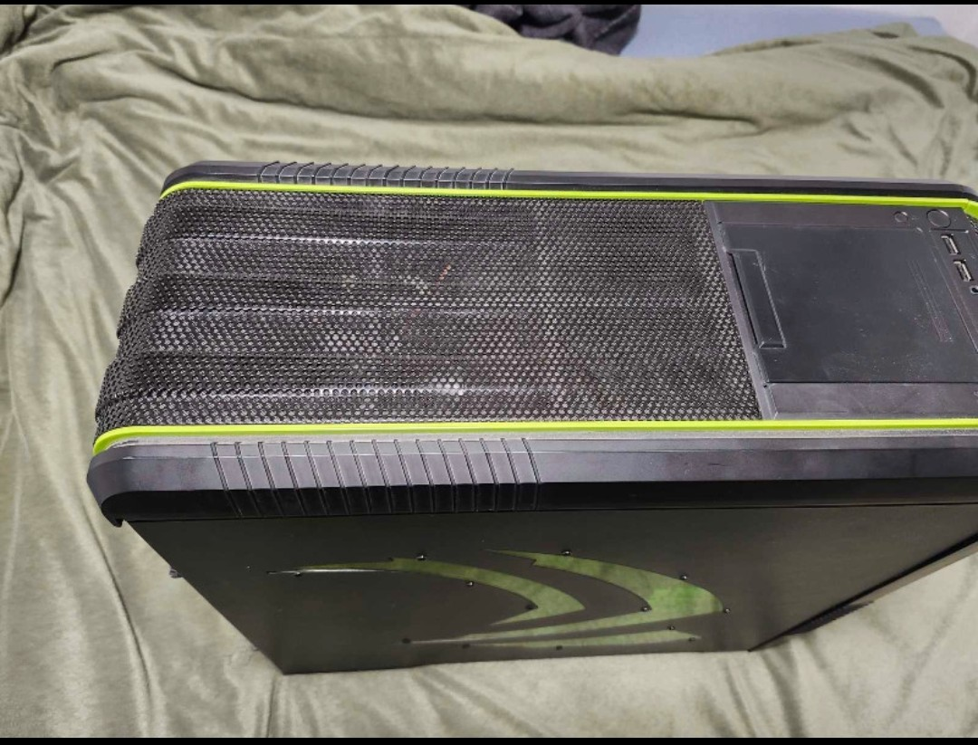coolermaster cm 690 nividia edition - photo 3