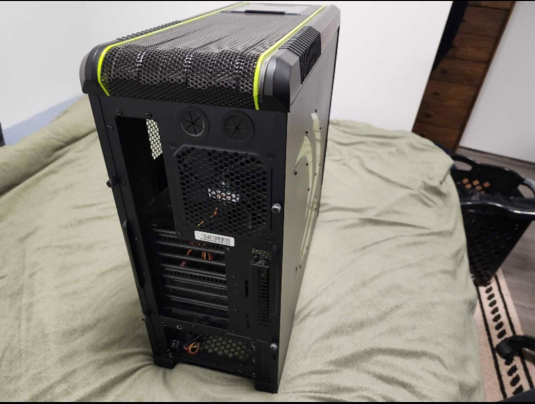 coolermaster cm 690 nividia edition - photo 4