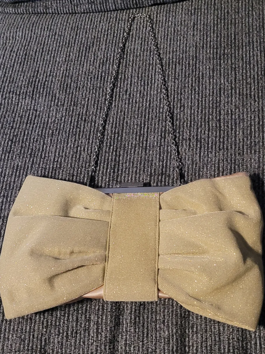 Champagne Bow Clutch image indicator(2)