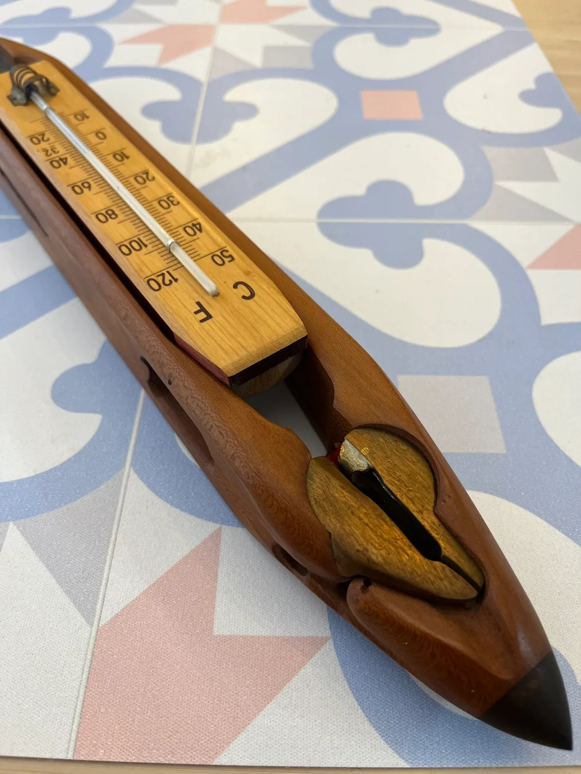 Vintage Fly shuttle with Thermometer image indicator(3)