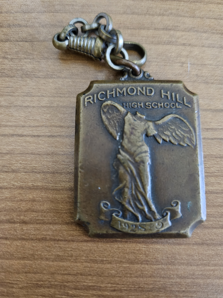 VINTAGE RICHMOND HILL HS SOCCER MEDAL 1925-29 - photo 2